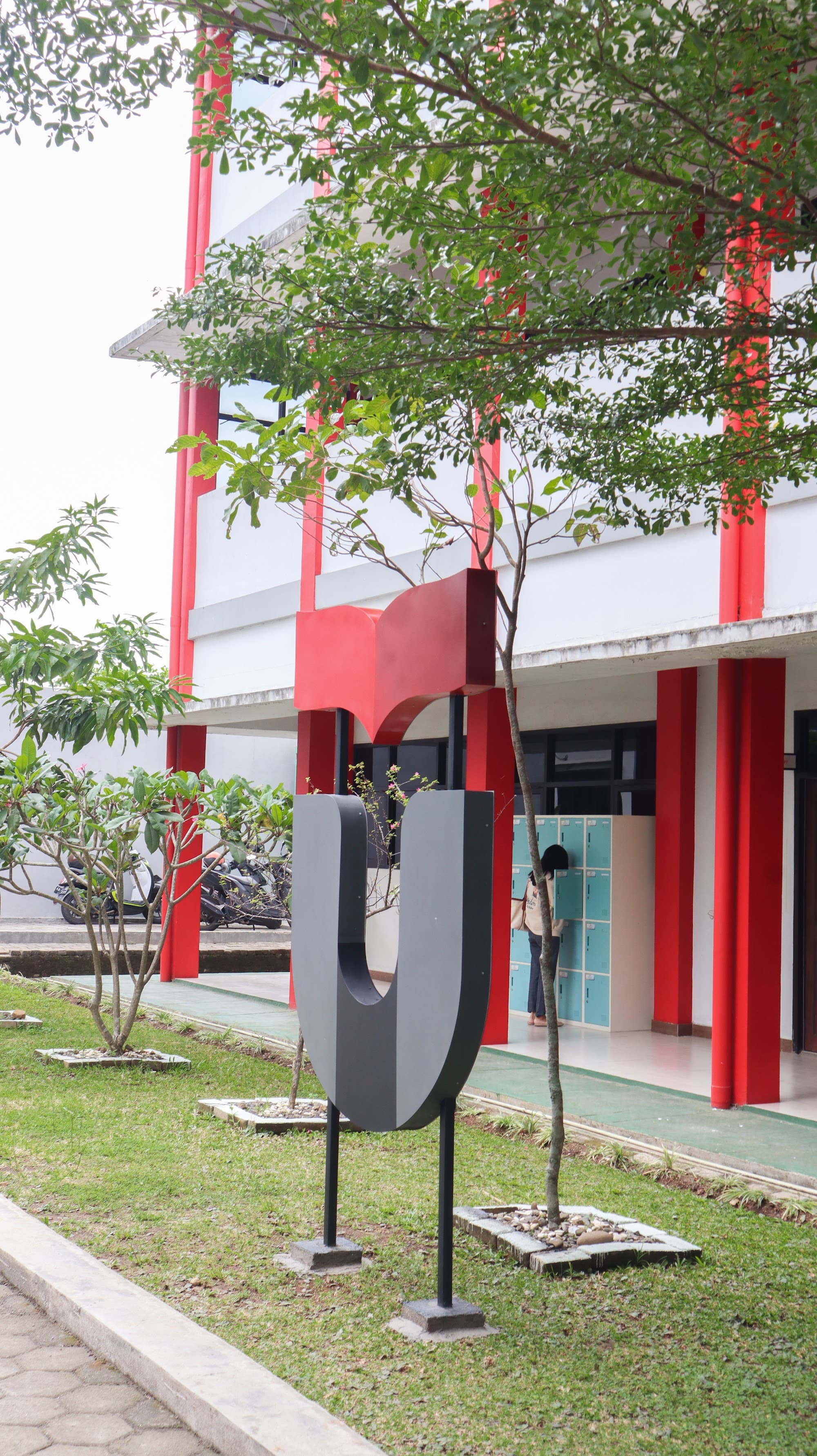Sudut Taman Dekat Ruang Loker