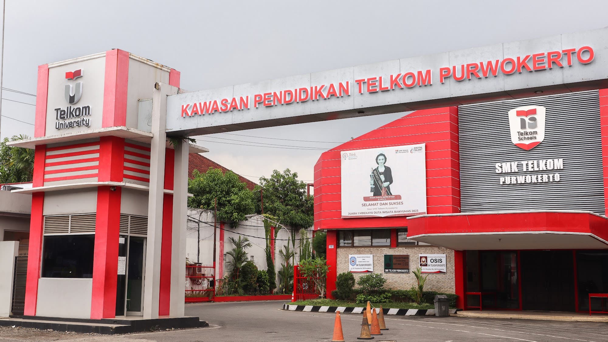 SMK Telkom Purwokerto di Kawasan Pendidikan